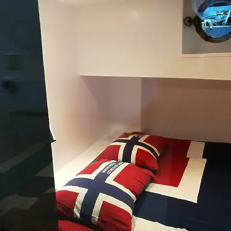 Apartmán Houseboat Rose *