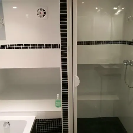 Apartment Houseboat Rose *